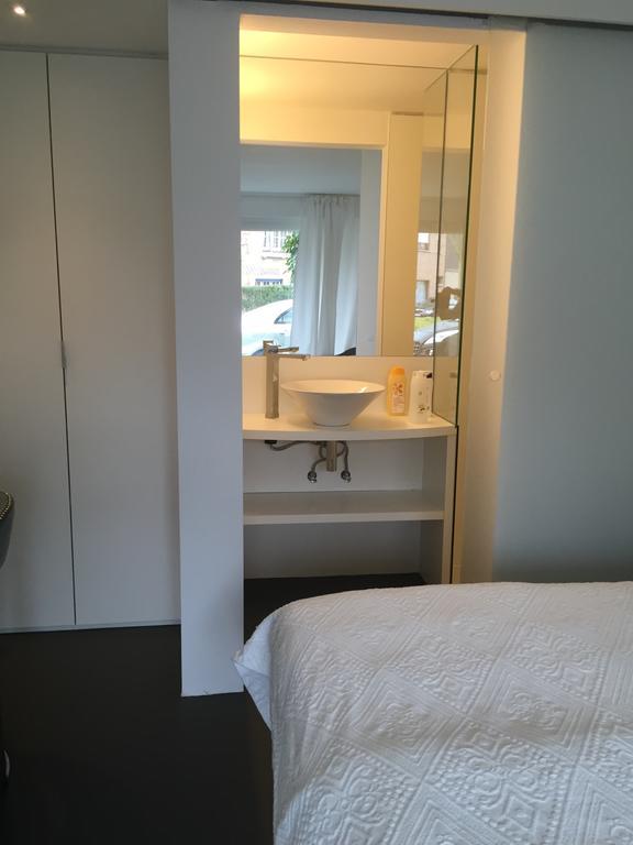 Guesthouse Poppies , Free Parking ออสเทนด์ ภายนอก รูปภาพ